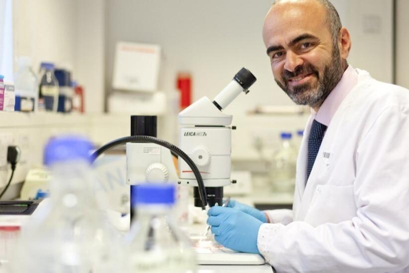 Paolo in the lab