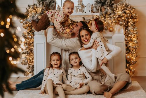 Pia's family